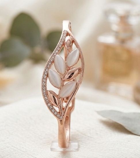 Rose Gold Leaf Luxe Bracelet