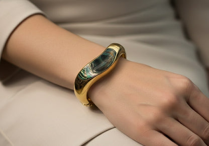 Aurora Bold Gold Bracelet